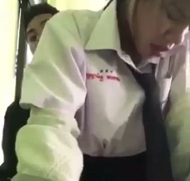 Bokep Pelajar SMP Masih Pake Seragam di Kelas