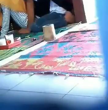 Ngentot Di Dapur Ketauan Jilbab Kuning